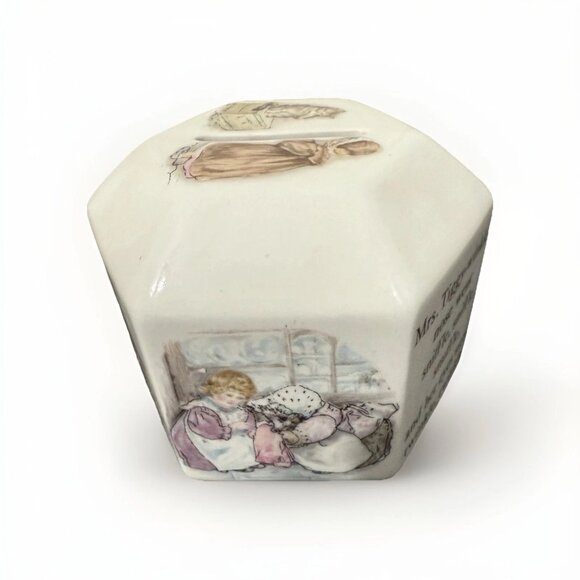 Vintage Wedgwood Beatrix Potter Mrs. Tiggy-Winkle Porcelain Coin Bank - Picture 5 of 9